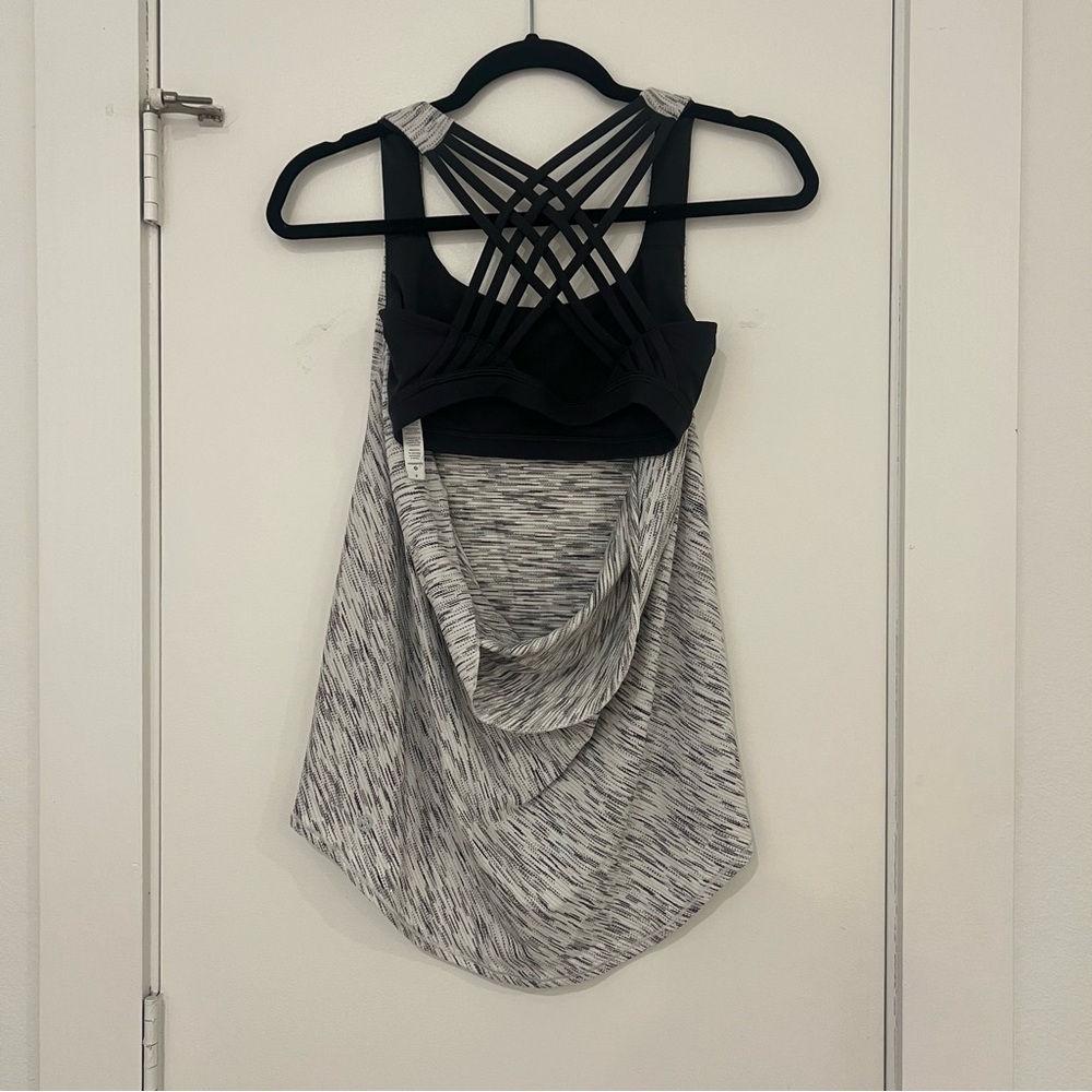 NWOT Lululemon Built in Bra Top - Picture 6 of 9